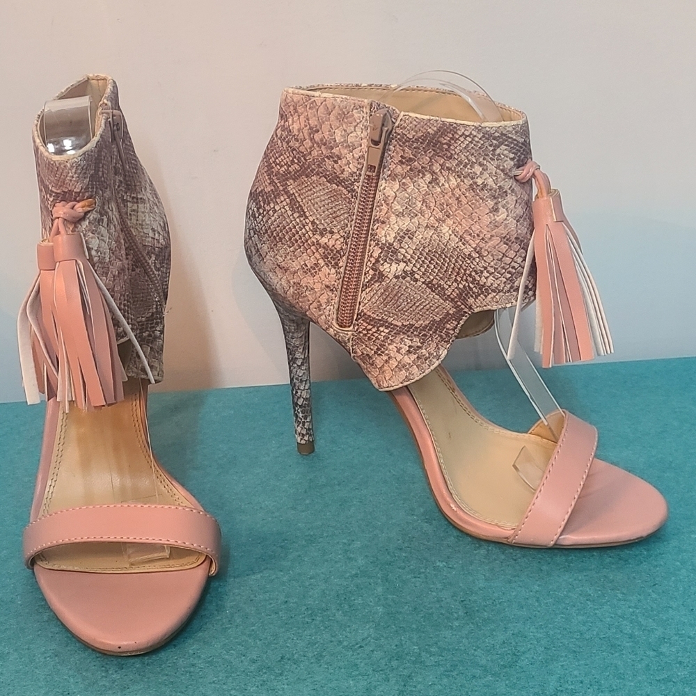 Izabella Rue Nayla Heels